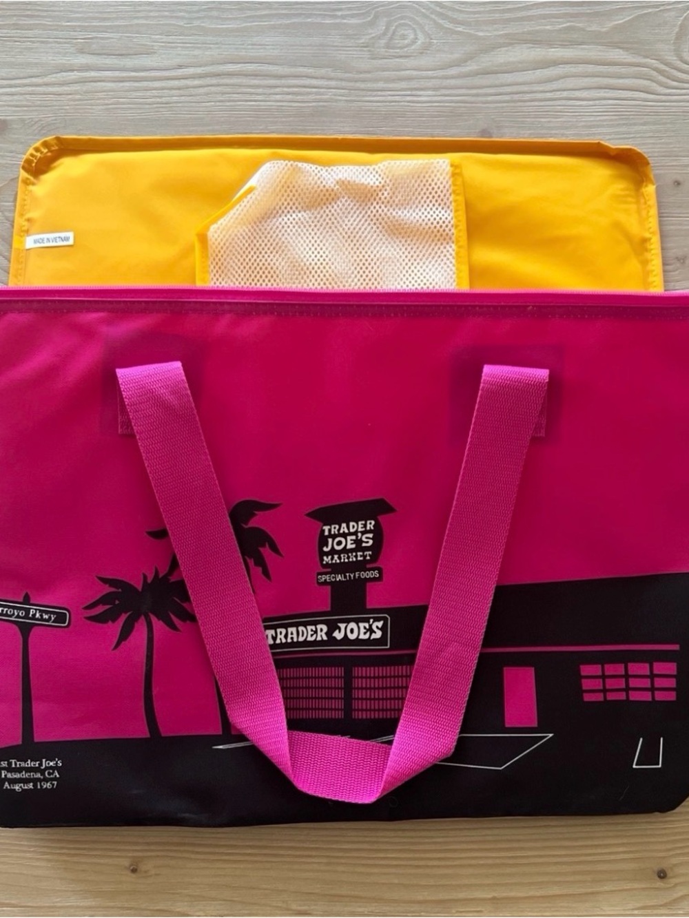Trader Joe's Large insulated Pink bag with Yellow Liner